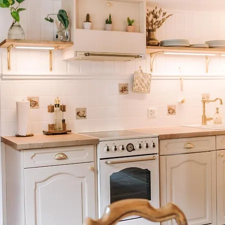Sungalow - Panoramic Vintage-chic Apartment