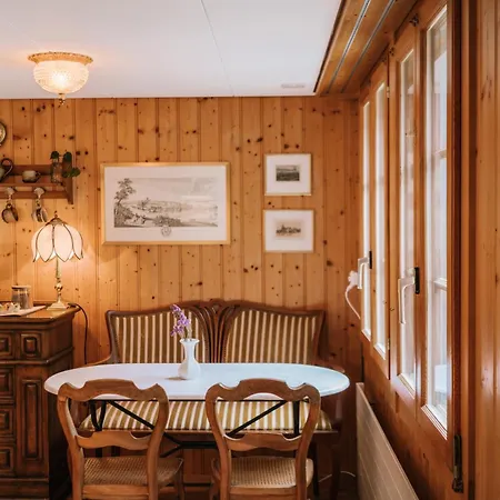 Sungalow - Panoramic Vintage-chic Apartment